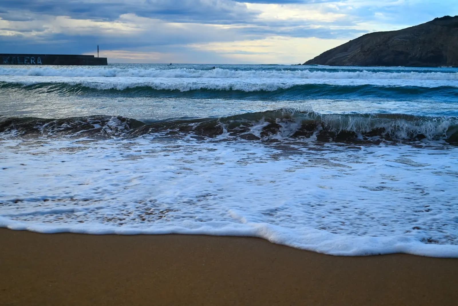 Group surf lessons in Sopelana, near Bilbao