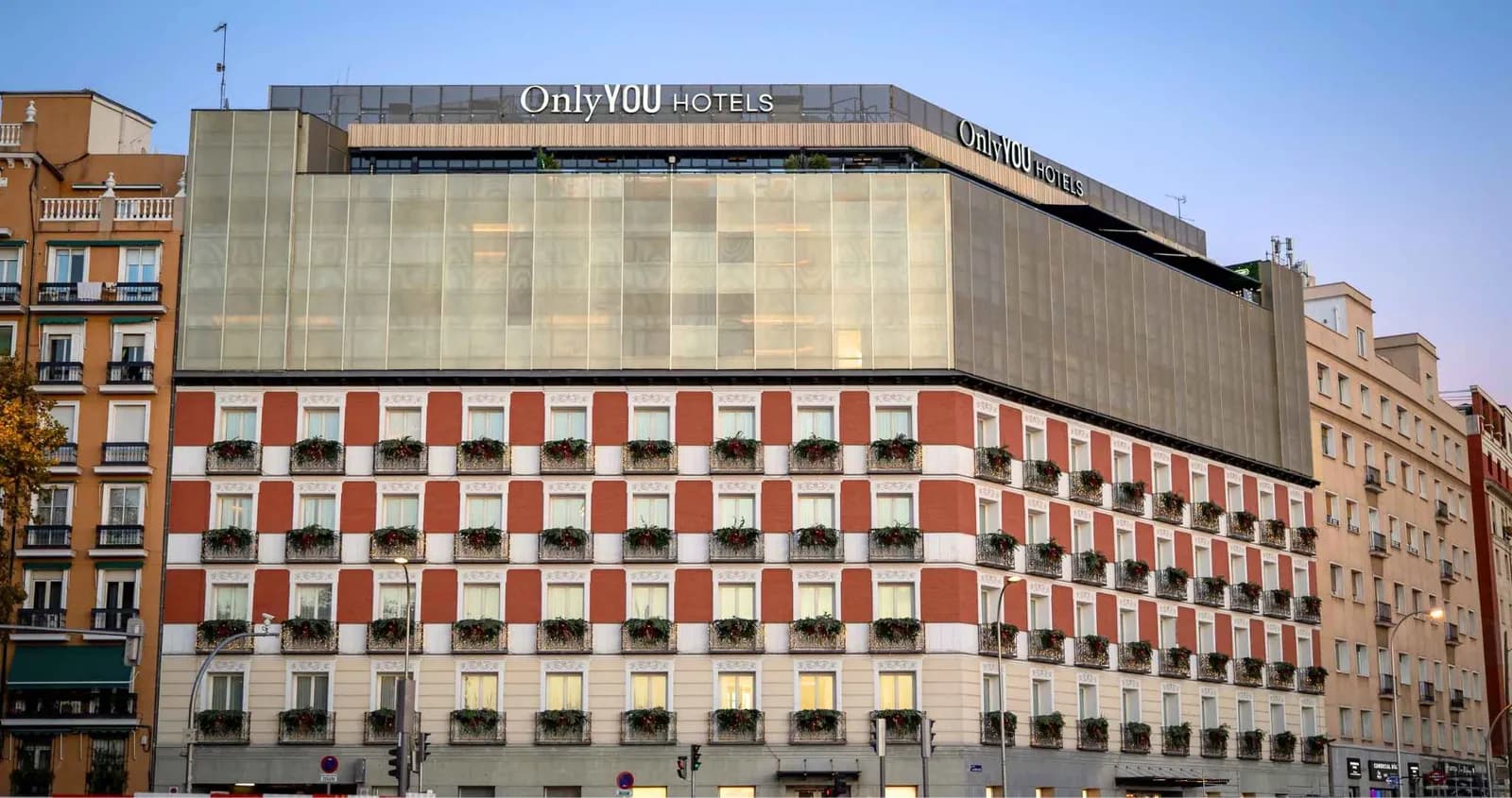 マドリードの歴史的建物、Only YOU Hotel Atochaのファサード