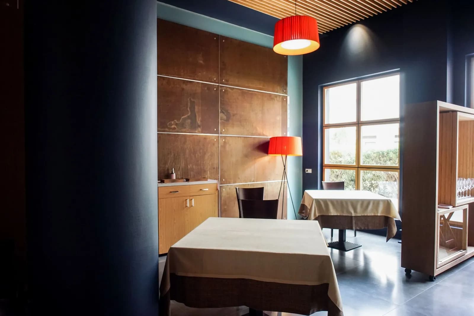 Elegant bright dining room at Abantal restaurant in Seville