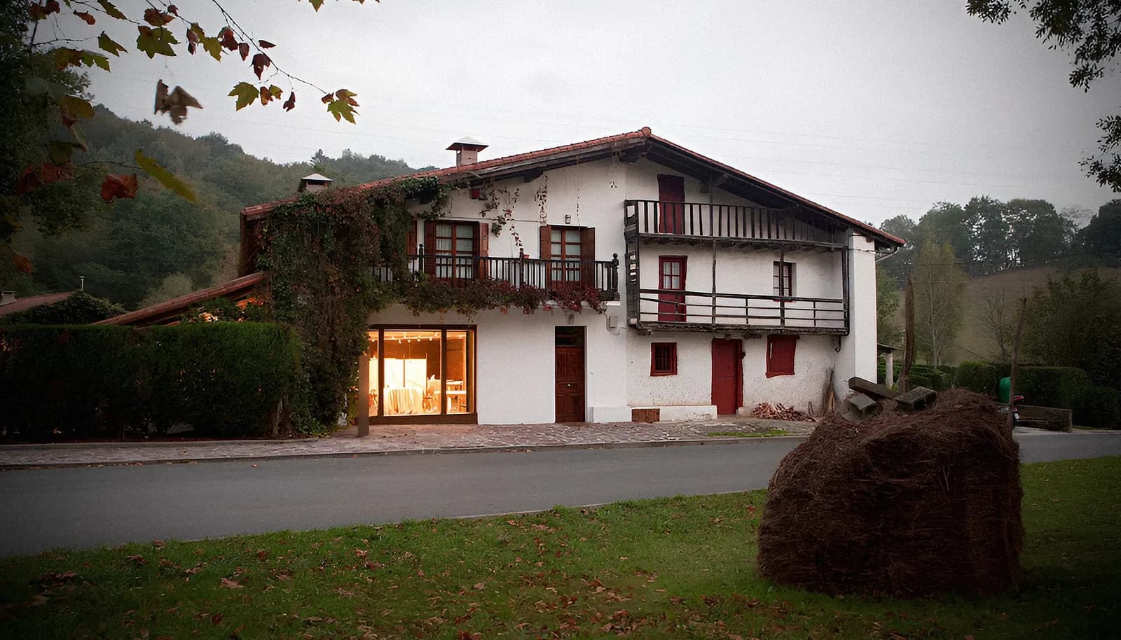 Mugaritz in Errenteria, whitewashed Basque farmhouse with wooden balconies