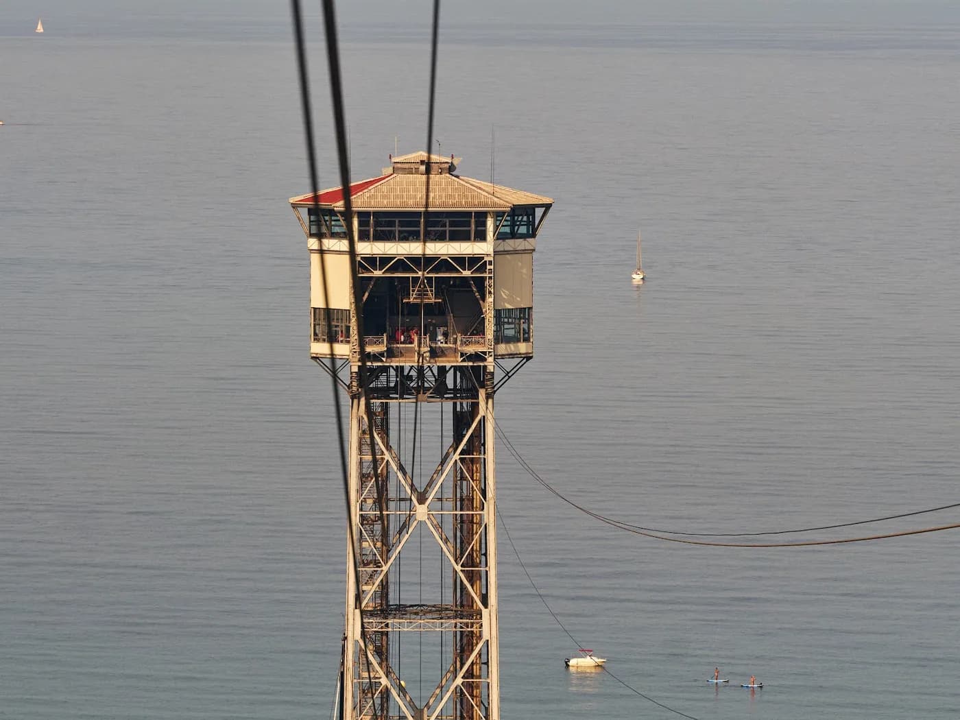 Torre d'Alta Mar, Barcelone et sa région