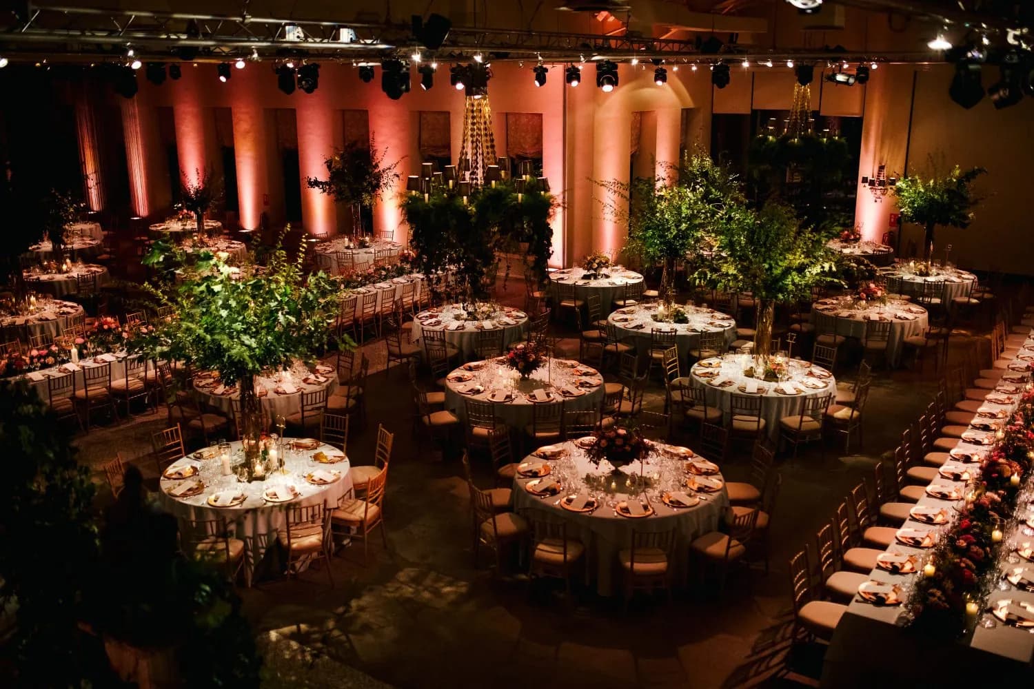 Gala dinner under the lights at La Quinta de Jarama