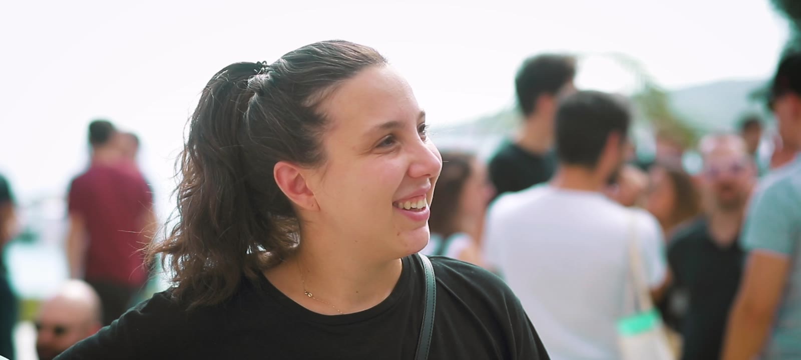 Happn in Ibiza: participants gathered outdoors